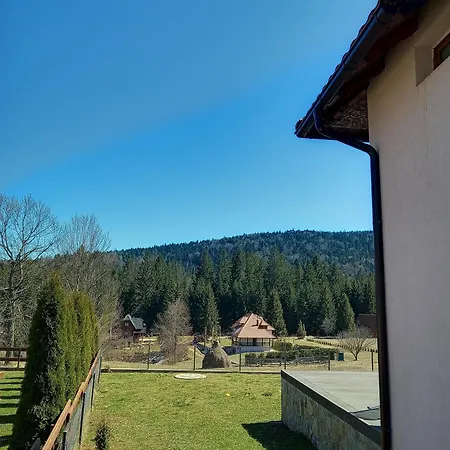 Tara Mountain House